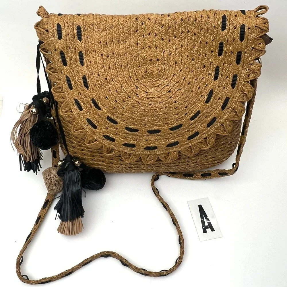 ERIC JAVITS Brigitte Squishee Shoulder Bag - Picture 3 of 13
